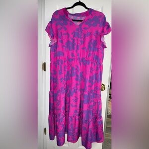 Women’s plus size floral dress